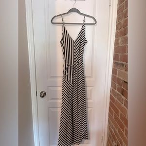 ***SOLD*** Banana Republic striped maxi dress - small